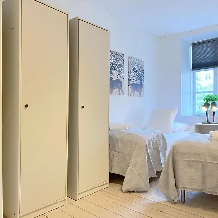 2 Bedroom