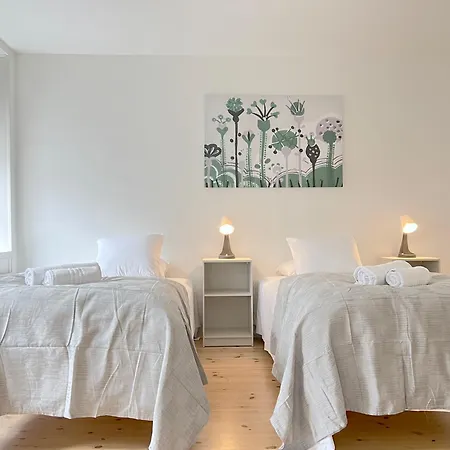 Apartment 2 Bedroom *