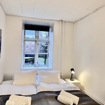 2 Bedroom