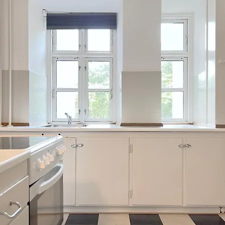 2 Bedroom